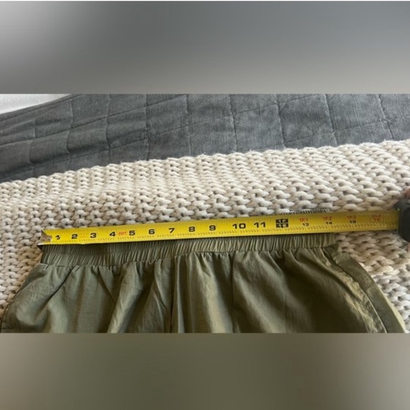 🔴SOLD🔴 Vici parachute pant - Picture 8 of 8